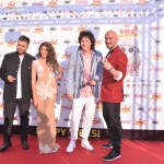 MAD VMA 2015    Οι celebrities που περπάτησαν στο red carpet των μουσικών βραβείων!! Φωτογραφίες