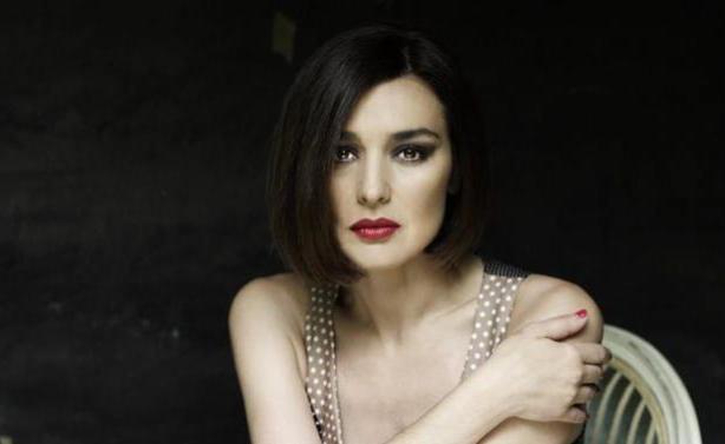 Συγκλονιστική εξομολόγηση Ελληνίδας ηθοποιού    "Οι γονείς μου πέθαναν από καρκίνο την ίδια χρονιά"