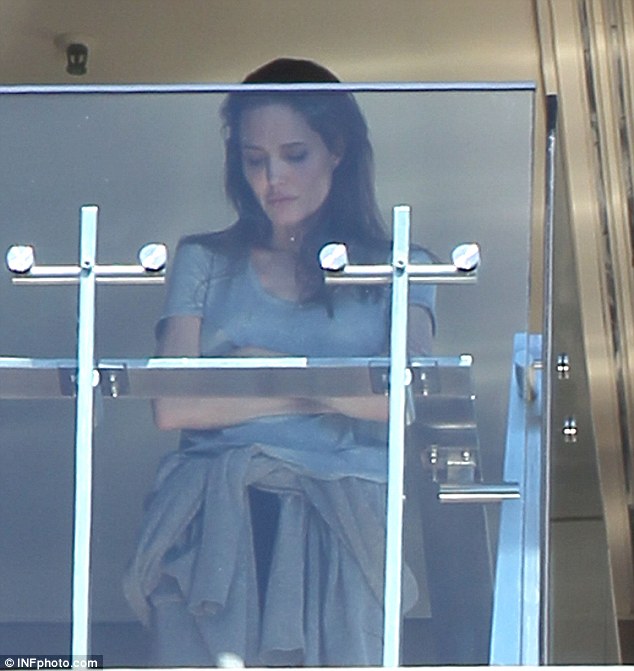 angelina-jolie-3