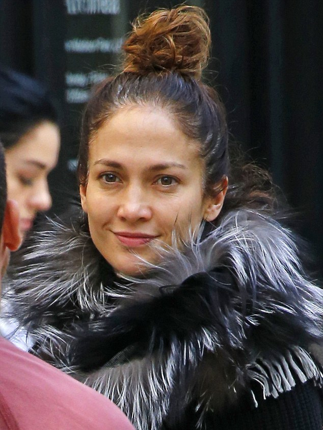 jlo_17.10_1