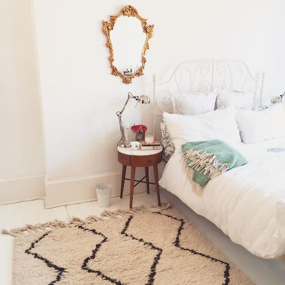 Η simple & chic διακοσμηση κερδίζει ολοένα και περισσότερο έδαφος. Κομψή, άνετη και λειτουργική θεωρείται πάντα κατάλληλη για κάθε χώρο, ενώ δε χρειάζεται μία περιουσία για να την πετύχετε.