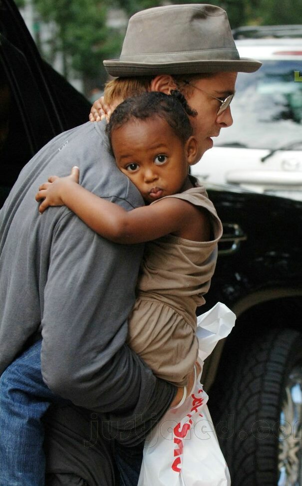 brad-pitt-kids-playground-01