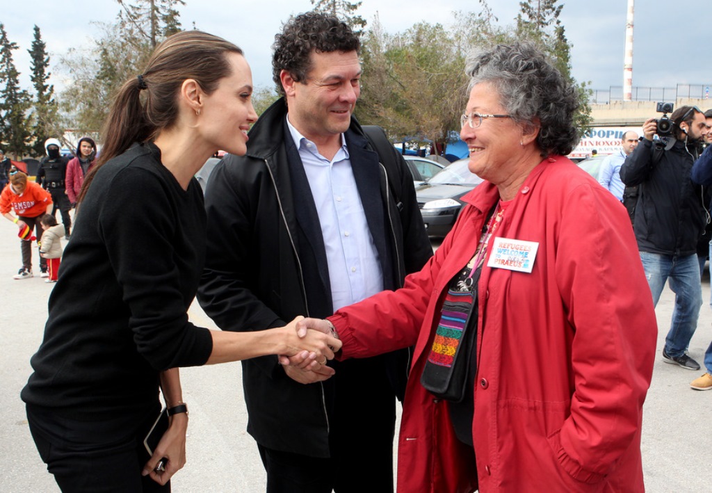 ΤΖΟΛΙ Α ΕΠΙΣΚΕΨΗ ΣΤΟΝ ΠΕΙΡΑΙΑ