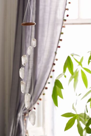Τα boho hangings είναι χρήσιμα καθώς δίνουν μία ιδιαίτερη πινελιά στη διακόσμηση.
