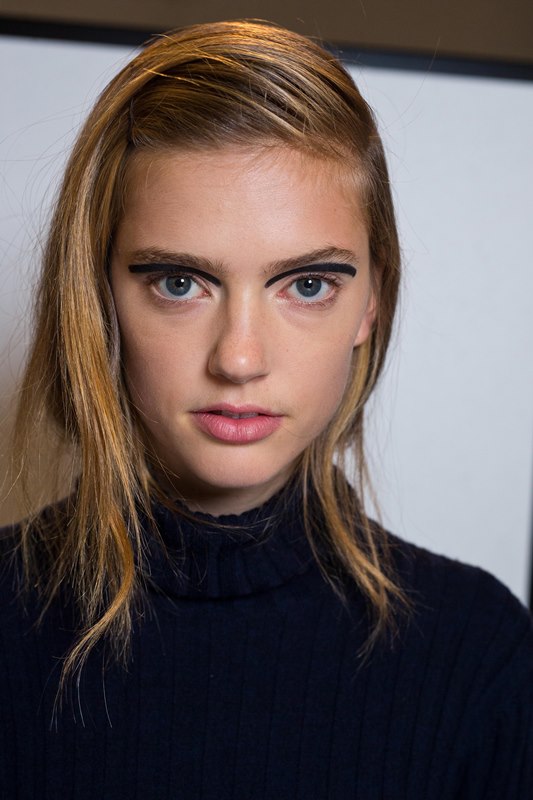 Fendi Με arty διάθεση για τις πιο τολμηρές… Ένα trend που είδαμε στα catwalks και μας έκανε εντύπωση.