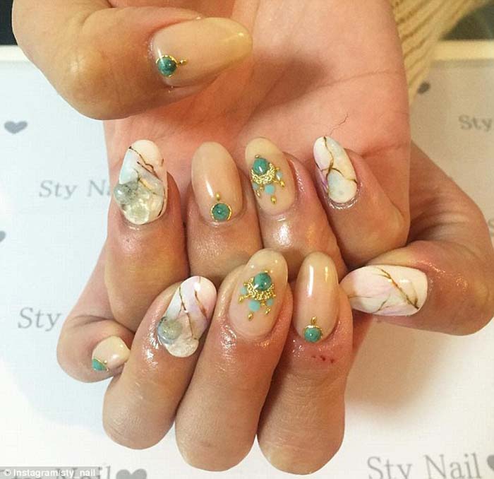 stone-marble-nails-32