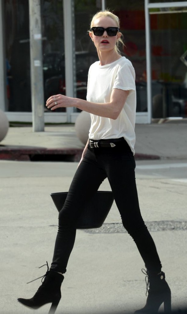 EXCLUSIVE: Kate Bosworth looking very stylish as she walks across Melrose Avenue in West Hollywood, Ca