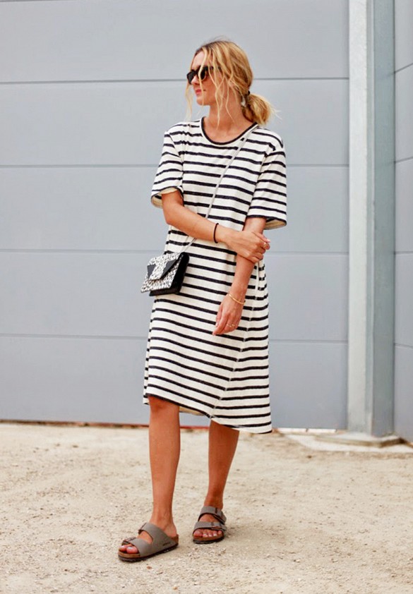Με φλατ και cross body bag