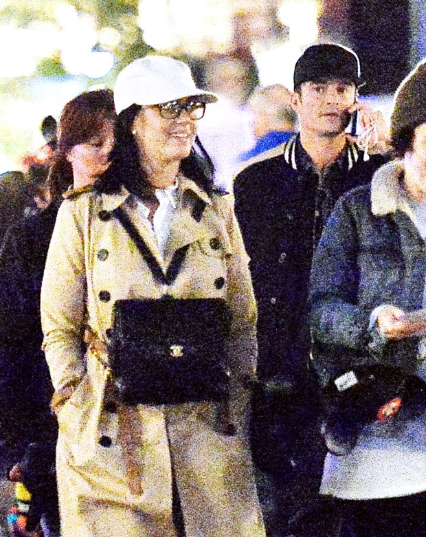 EXCLUSIVE: **PREMIUM EXCLUSIVE RATES APPLY** Katy Perry and Orlando Bloom enjoy a night at Disneyland in Anaheim, CA.