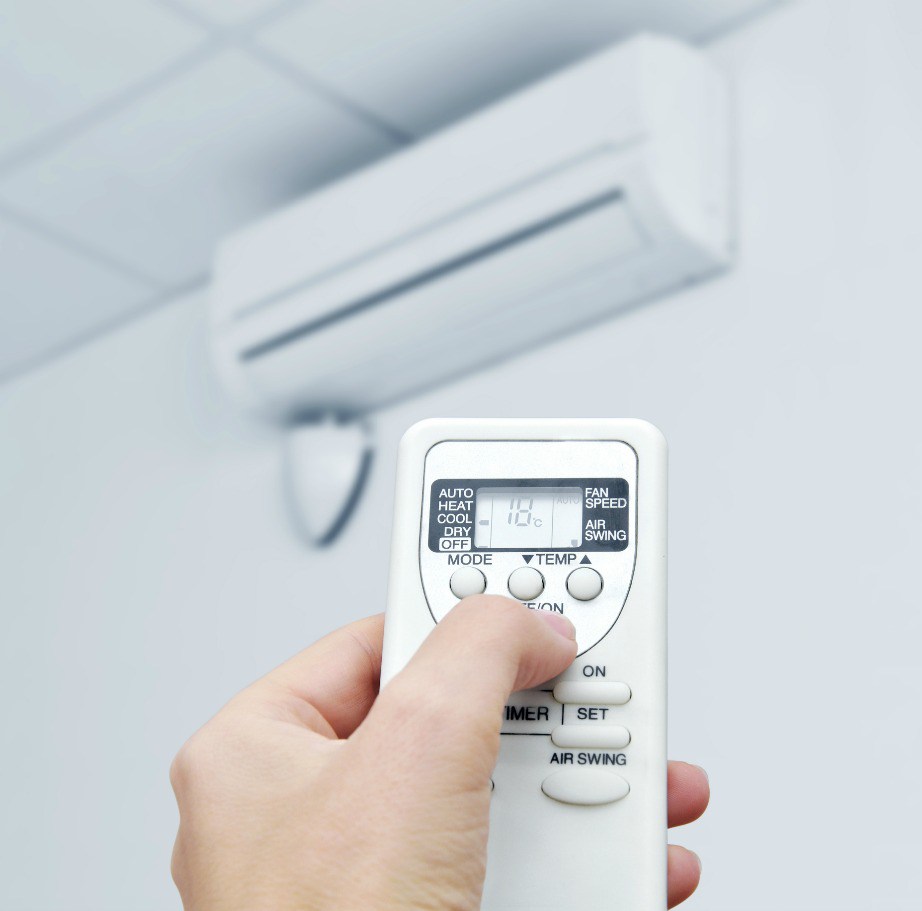 Το κλιματιστικό μας δροσίζει μέσα σε λίγα δευτερόλεπτα αλλά δυστυχώς η χρήση του δεν είναι οικονομική.