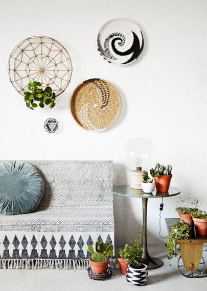 To boho-ethnic decor παραμένει επίκαιρο.