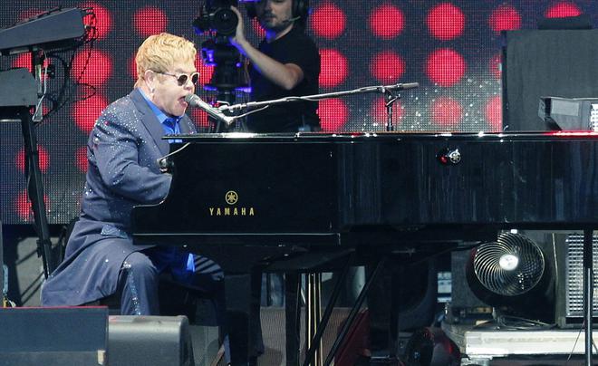 Elton John in Poland