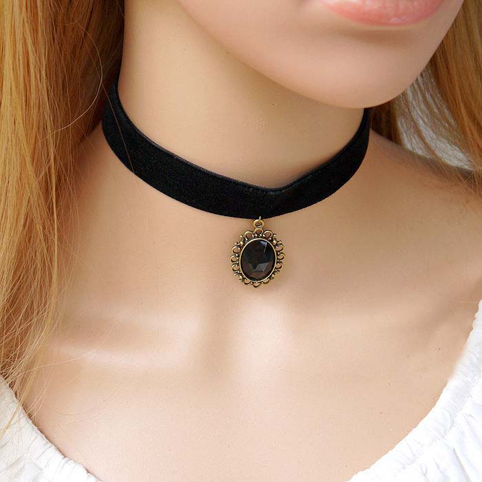 chokers-03