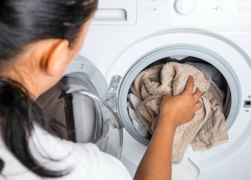 Με λίγο ξύδι και μαγειρική σόδα οι άσχημες μυρωδιές φεύγουν μια και καλή.