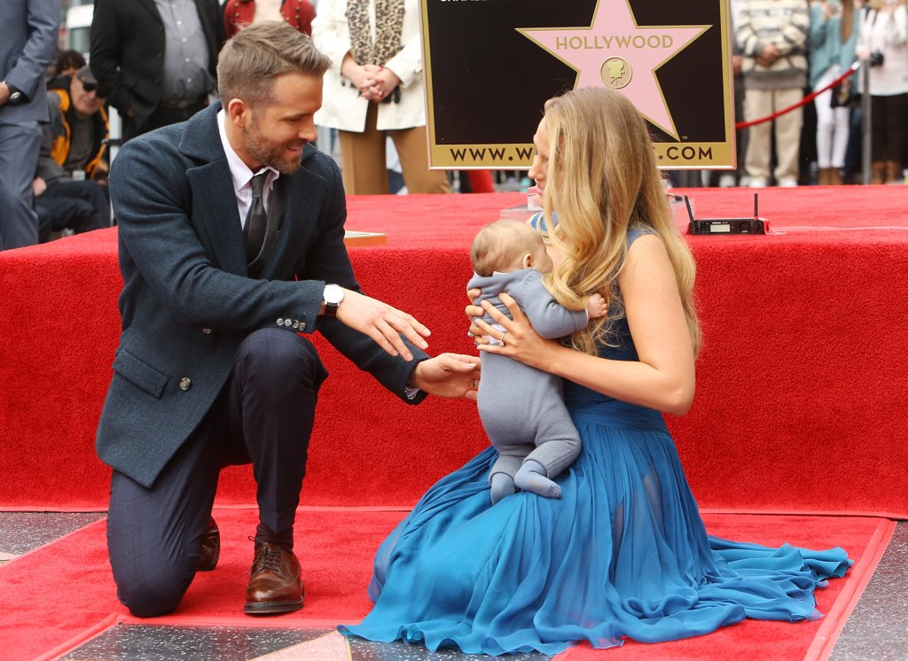 pictures-ryan-reynolds-blake-lively-kids-dec-2016