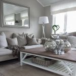 saloni-gkri-leuko-585×585