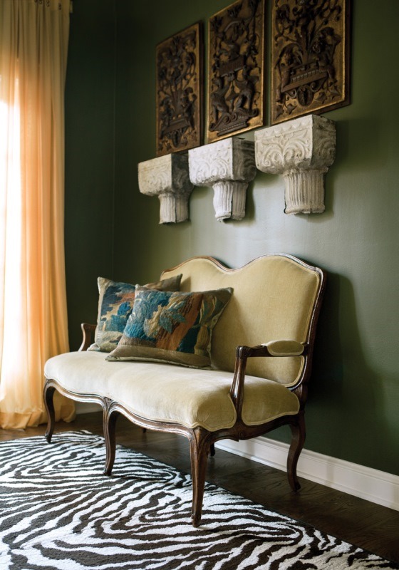 Suzy-q-better-decorating-bible-blog-emerald-green-seasonal-colors-paint-walls-olive-green-emerald-décor-interior-design-home-space-dining-room-6