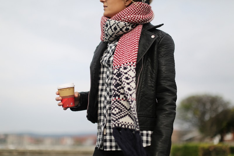 street-style-winter-scarves_02