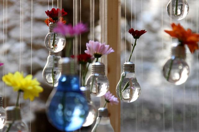 ideas-for-recycling-bulbs__8801