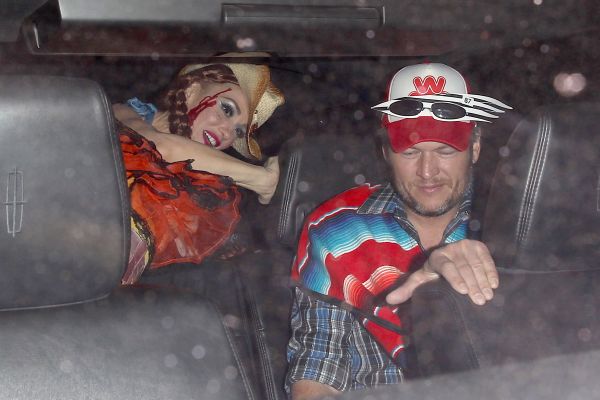EXCLUSIVE: **PREMIUM EXCLUSIVE** Blake Shelton and Gwen Stefani Can't Stop Smiling As They Leave Halloween Party together **MUST CALL FOR PRICING** *STRICTLY NO TV*