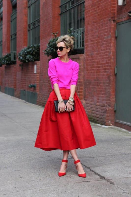 Ροζ & κόκκινο: Δύο εξίσου εντυπωσιακά χρώματα που δημιουργούν το πιο δυναμικό και girly αποτέλεσμα.