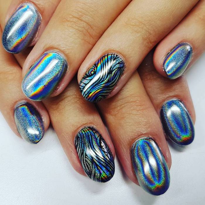 holographic-nails-12