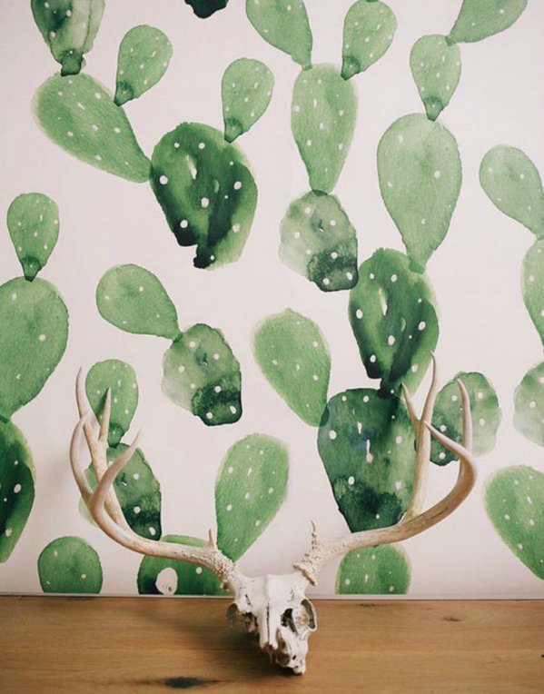 Η ταπετσαρία με τα φύλλα κάκτου είναι πολύ εντυπωσιακή και ταιριάζει σε χολ ή σε μικρούς τοίχους.