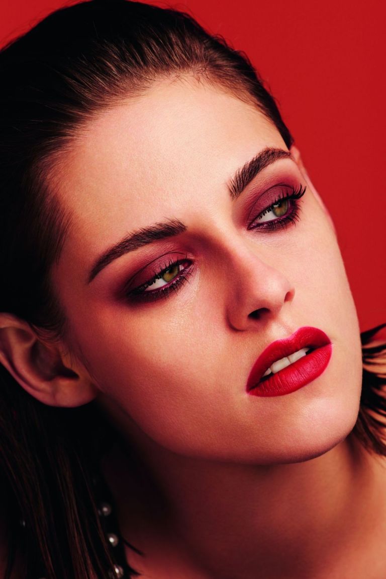 gallery-1471893424-kristen-stewart-chanel-le-rouge-collection-n-1-summer-2016-campaign-2